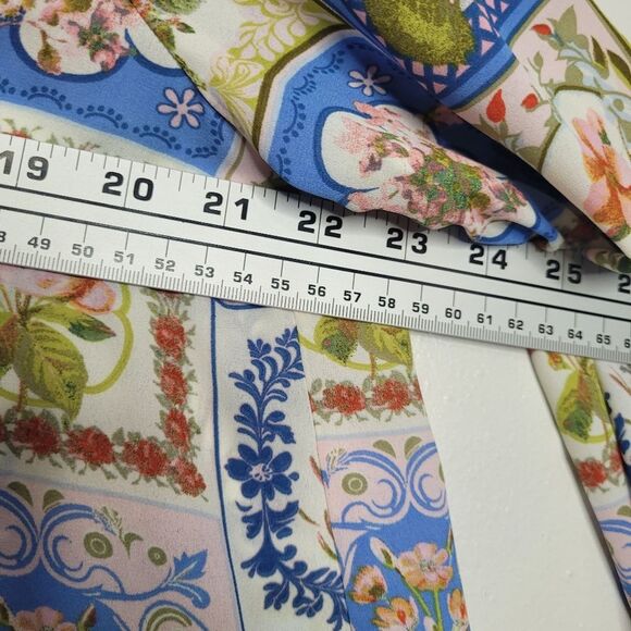 Rose + Olive flower square print vintage vibe button front long sleeve Size L - Picture 7 of 8